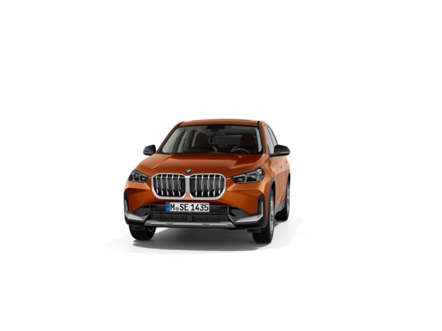 BMW X1 sDrive18i color Naranja. Año 2024. 100KW(136CV). Gasolina. En concesionario Barcelona Premium -- GRAN VIA de Barcelona