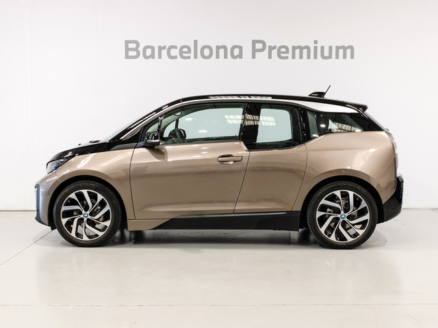 BMW i3 120Ah color Beige. Año 2020. 125KW(170CV). Eléctrico. En concesionario Barcelona Premium -- GRAN VIA de Barcelona