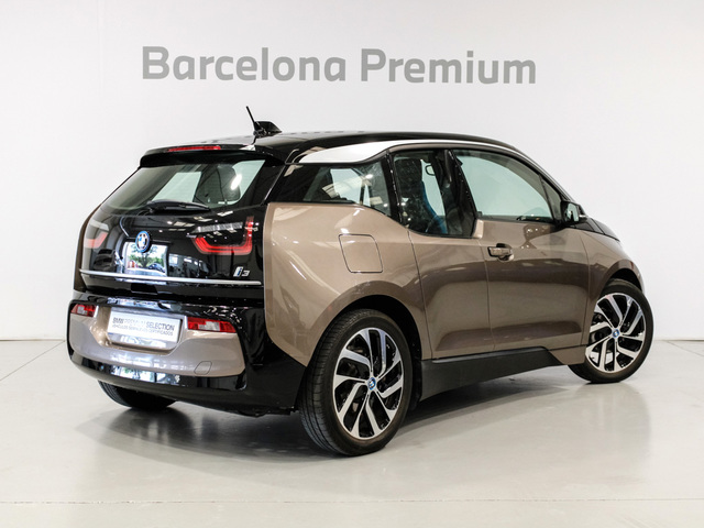 BMW i3 120Ah color Beige. Año 2020. 125KW(170CV). Eléctrico. En concesionario Barcelona Premium -- GRAN VIA de Barcelona