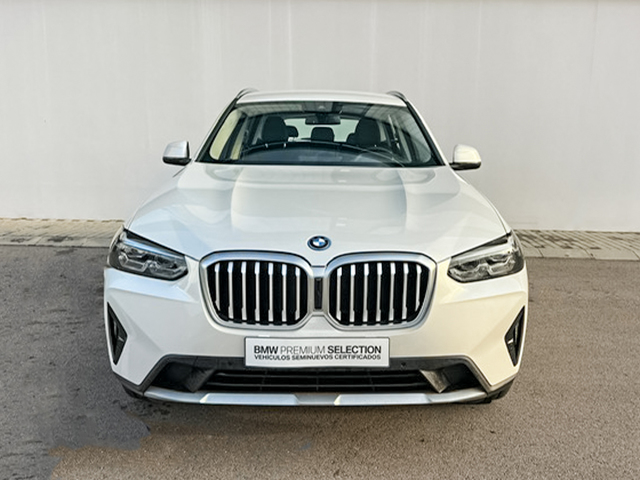 BMW X3 xDrive30e color Blanco. Año 2024. 215KW(292CV). Híbrido Electro/Gasolina. En concesionario Barcelona Premium -- GRAN VIA de Barcelona