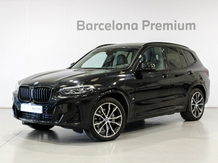 Fotos de BMW X3 xDrive30e color Negro. Año 2024. 215KW(292CV). Híbrido Electro/Gasolina. En concesionario Barcelona Premium -- GRAN VIA de Barcelona