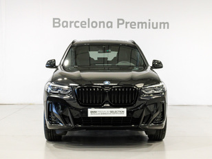 Fotos de BMW X3 xDrive30e color Negro. Año 2024. 215KW(292CV). Híbrido Electro/Gasolina. En concesionario Barcelona Premium -- GRAN VIA de Barcelona