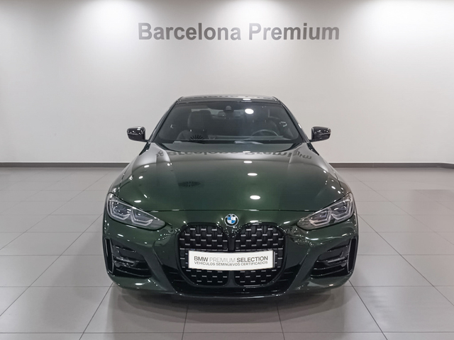 BMW Serie 4 420d Coupe color Verde. Año 2024. 140KW(190CV). Diésel. En concesionario Barcelona Premium -- GRAN VIA de Barcelona