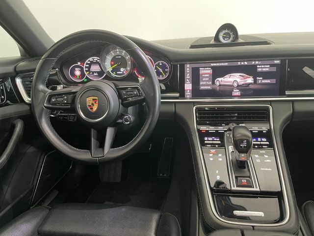 Porsche Panamera 4S E-Hybrid 412 kW (560 CV)