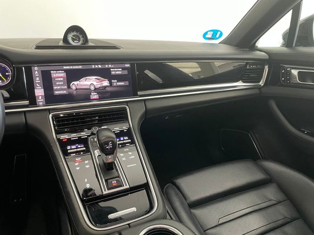 Porsche Panamera 4S E-Hybrid 412 kW (560 CV)