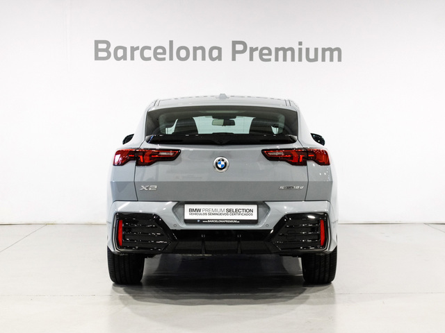 BMW X2 sDrive18d color Gris. Año 2024. 110KW(150CV). Diésel. En concesionario Barcelona Premium -- GRAN VIA de Barcelona