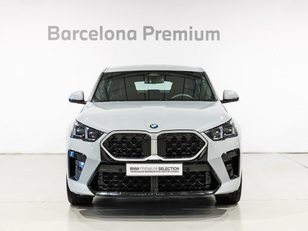 Fotos de BMW X2 sDrive18d color Gris. Año 2024. 110KW(150CV). Diésel. En concesionario Barcelona Premium -- GRAN VIA de Barcelona