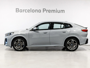 Fotos de BMW X2 sDrive18d color Gris. Año 2024. 110KW(150CV). Diésel. En concesionario Barcelona Premium -- GRAN VIA de Barcelona