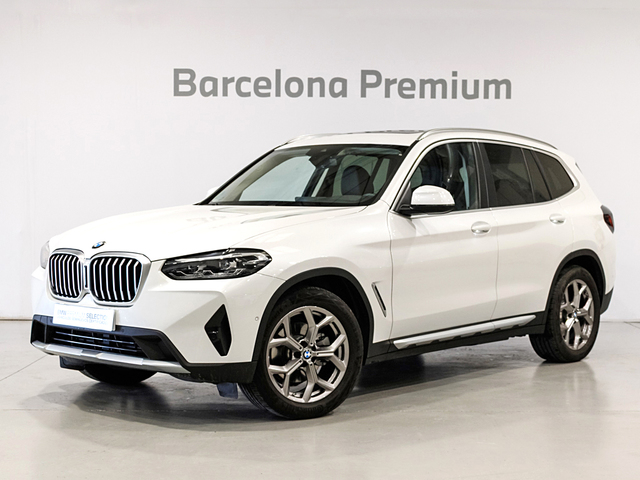 BMW X3 xDrive20d color Blanco. Año 2024. 140KW(190CV). Diésel. En concesionario Barcelona Premium -- GRAN VIA de Barcelona