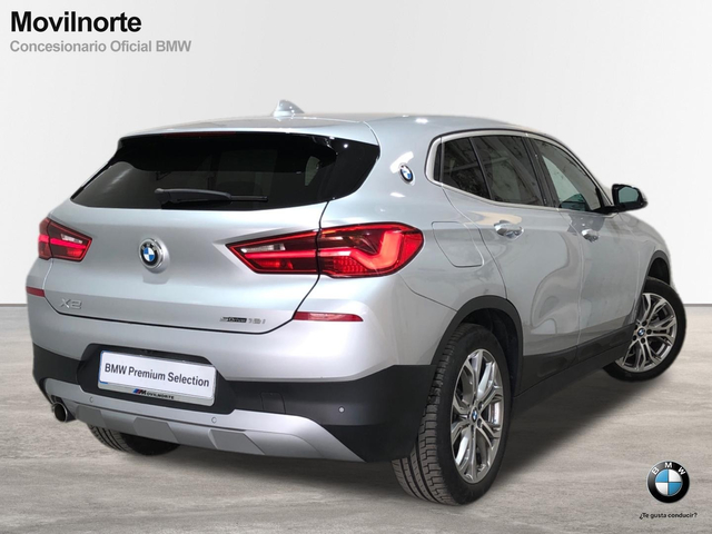 BMW X2 sDrive18i color Gris Plata. Año 2020. 103KW(140CV). Gasolina. En concesionario Movilnorte El Plantio de Madrid