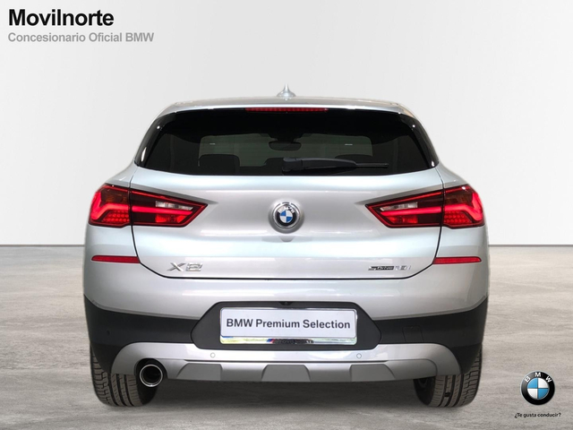 BMW X2 sDrive18i color Gris Plata. Año 2020. 103KW(140CV). Gasolina. En concesionario Movilnorte El Plantio de Madrid