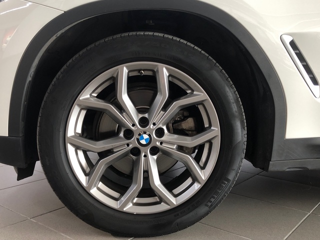 BMW X3 xDrive20d color Blanco. Año 2019. 140KW(190CV). Diésel. En concesionario Auto Premier, S.A. - GUADALAJARA de Guadalajara