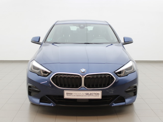 BMW Serie 2 218d Gran Coupe color Azul. Año 2023. 110KW(150CV). Diésel. En concesionario Augusta Aragon S.A. de Zaragoza