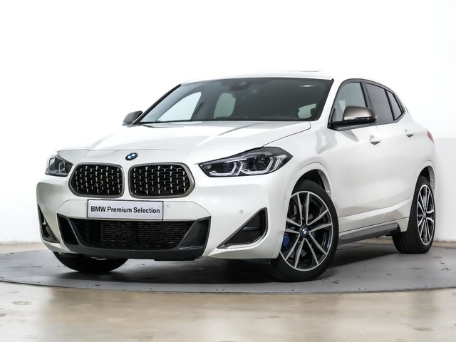 BMW X2 M35i color Blanco. Año 2021. 225KW(306CV). Gasolina. En concesionario Oliva Motor Tarragona de Tarragona