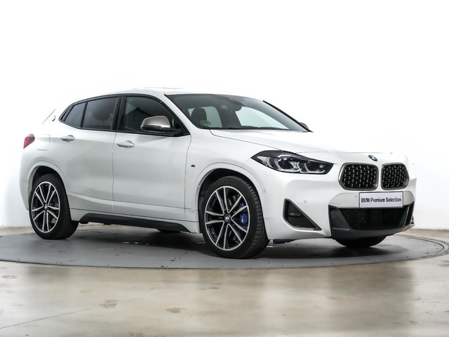 BMW X2 M35i color Blanco. Año 2021. 225KW(306CV). Gasolina. En concesionario Oliva Motor Tarragona de Tarragona