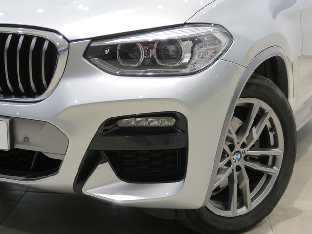 BMW X4 xDrive20d color Gris Plata. Año 2020. 140KW(190CV). Diésel. En concesionario ALZIRA Automoviles Fersan, S.A. de Valencia