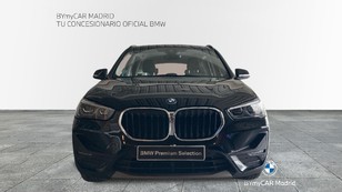 Fotos de BMW X1 sDrive18d color Negro. Año 2020. 110KW(150CV). Diésel. En concesionario BYmyCAR Madrid - Alcalá de Madrid