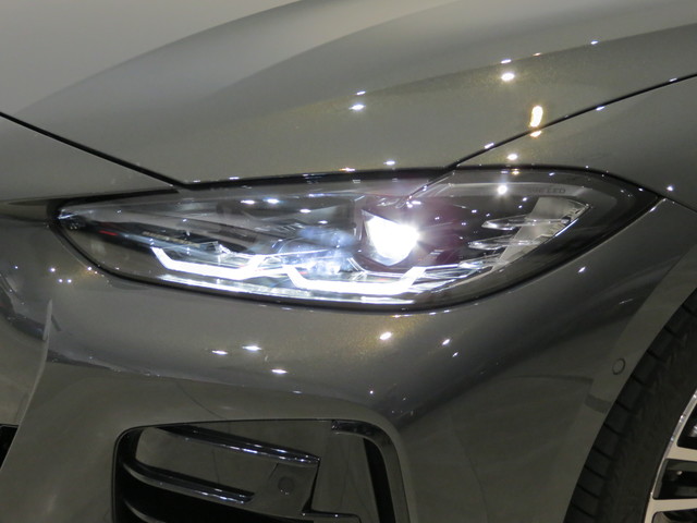 BMW Serie 4 M440i Cabrio color Azul. Año 2024. 275KW(374CV). Gasolina. En concesionario FINESTRAT Automoviles Fersan, S.A. de Alicante