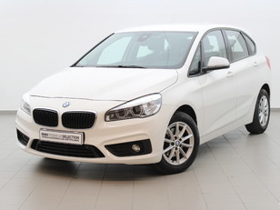 Fotos de BMW Serie 2 218d Active Tourer color Blanco. Año 2017. 110KW(150CV). Diésel. En concesionario Augusta Aragon S.A. de Zaragoza