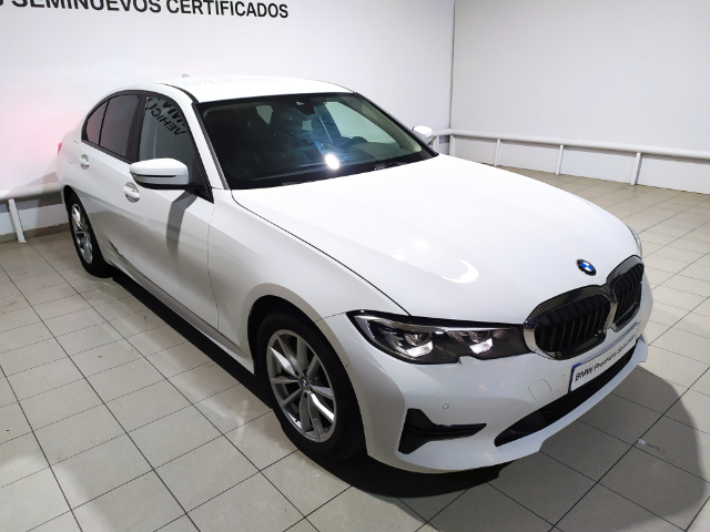 BMW Serie 3 318d color Blanco. Año 2020. 110KW(150CV). Diésel. En concesionario Hispamovil, Torrevieja de Alicante