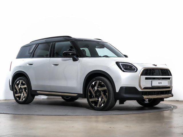 fotoG 9 del MINI MINI Countryman C 125 kW (170 CV) 170cv Gasolina del 2024 en Tarragona