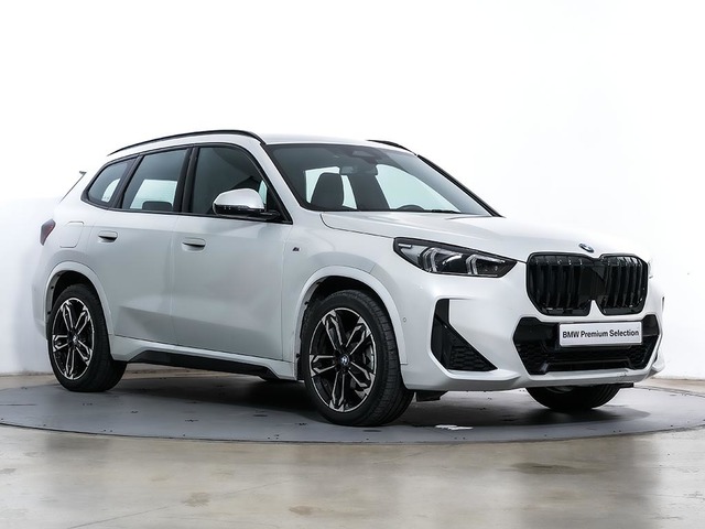BMW X1 xDrive20d color Blanco. Año 2024. 120KW(163CV). Diésel. En concesionario Oliva Motor Tarragona de Tarragona