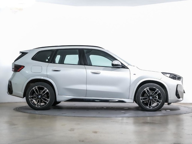 BMW X1 xDrive20d color Blanco. Año 2024. 120KW(163CV). Diésel. En concesionario Oliva Motor Tarragona de Tarragona