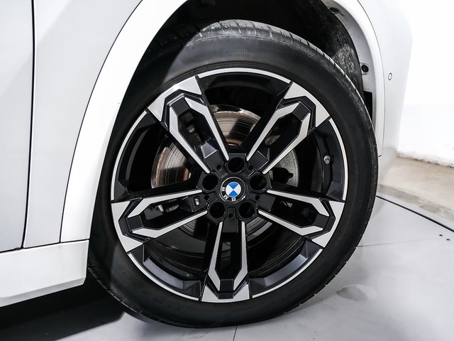 BMW X1 xDrive20d color Blanco. Año 2024. 120KW(163CV). Diésel. En concesionario Oliva Motor Tarragona de Tarragona