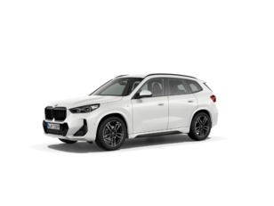 Fotos de BMW X1 xDrive20d color Blanco. Año 2024. 120KW(163CV). Diésel. En concesionario Oliva Motor Tarragona de Tarragona