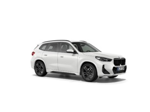 Fotos de BMW X1 xDrive20d color Blanco. Año 2024. 120KW(163CV). Diésel. En concesionario Oliva Motor Tarragona de Tarragona