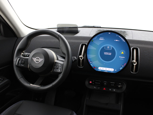 fotoG 32 del MINI MINI Countryman E 150 kW (204 CV) 204cv Eléctrico del 2024 en Zaragoza
