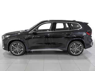 Fotos de BMW X1 xDrive20d color Negro. Año 2024. 120KW(163CV). Diésel. En concesionario Caetano Cuzco, Salvatierra de Madrid