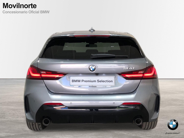BMW Serie 1 118d color Gris. Año 2023. 110KW(150CV). Diésel. En concesionario Campa - Autoshop de Madrid