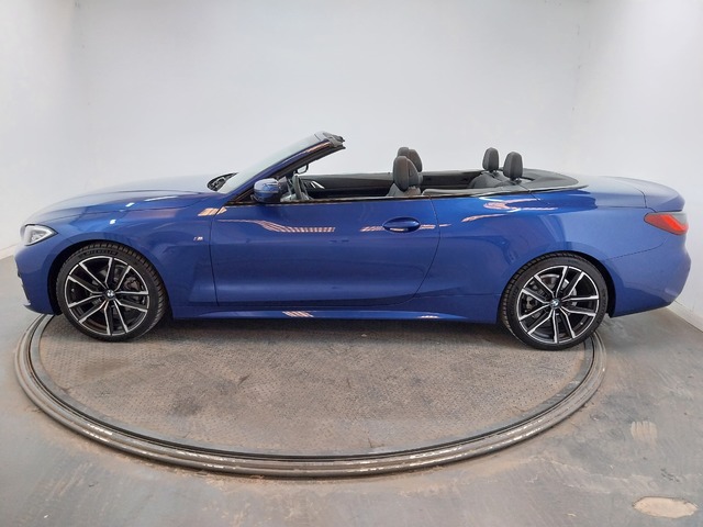 BMW Serie 4 420i Cabrio color Azul. Año 2024. 135KW(184CV). Gasolina. En concesionario Proa Premium Palma de Baleares