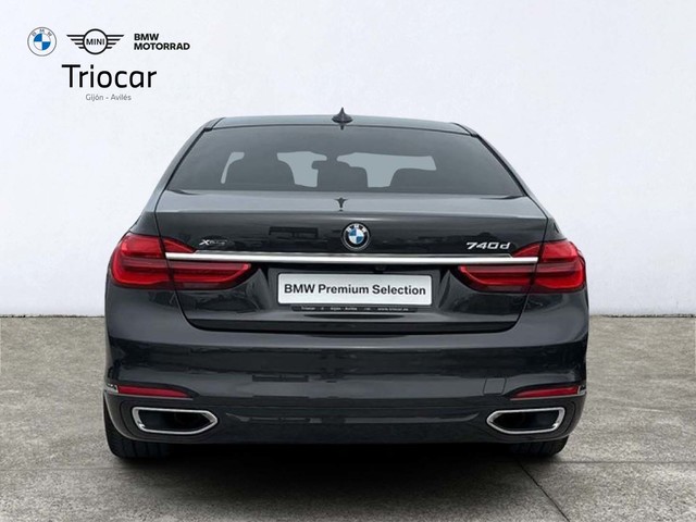 BMW Serie 7 740d color Gris. Año 2019. 235KW(320CV). Diésel. En concesionario Triocar Avilés (Bmw y Mini) de Asturias