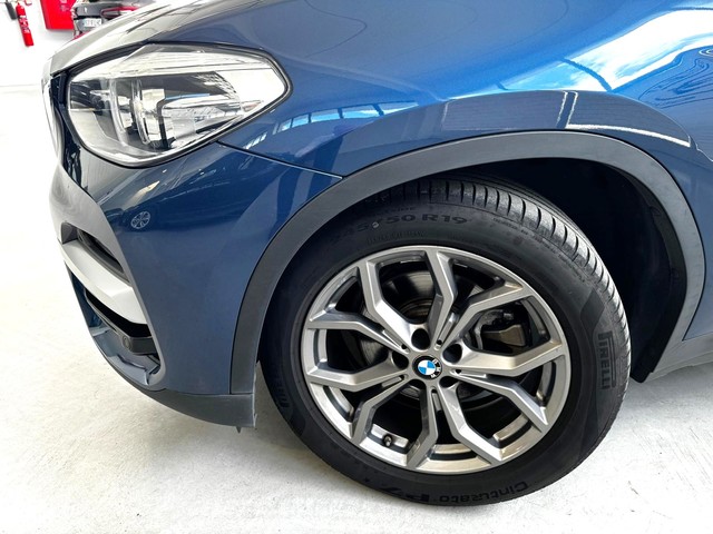 BMW X3 xDrive20d color Azul. Año 2020. 140KW(190CV). Diésel. En concesionario Lurauto - Gipuzkoa de Guipuzcoa