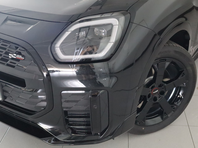 fotoG 5 del MINI MINI Countryman C 125 kW (170 CV) 170cv Gasolina del 2024 en Barcelona