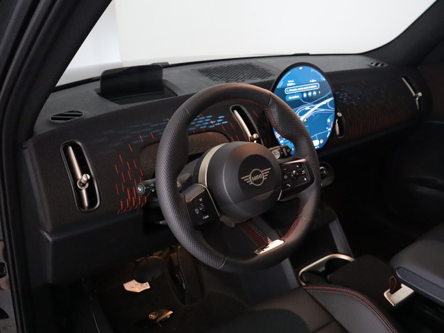 fotoG 12 del MINI MINI Countryman C 125 kW (170 CV) 170cv Gasolina del 2024 en Barcelona