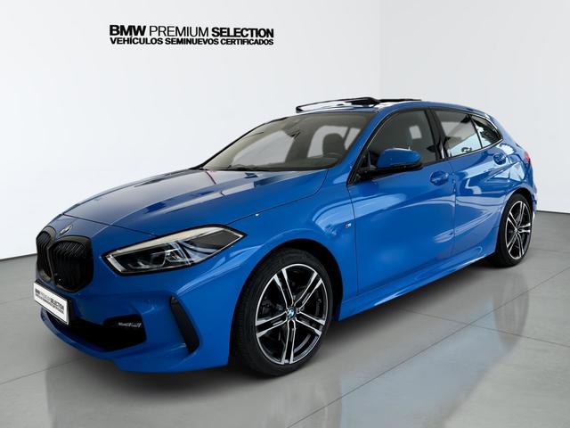 BMW Serie 1 118i color Azul. Año 2022. 103KW(140CV). Gasolina. En concesionario Automotor Premium Viso - Málaga de Málaga