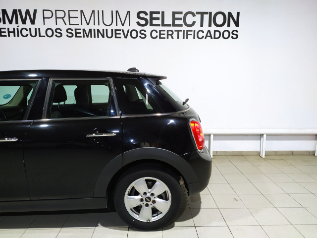 fotoG 13 del MINI MINI 5 Puertas One 75 kW (102 CV) 102cv Gasolina del 2019 en Alicante