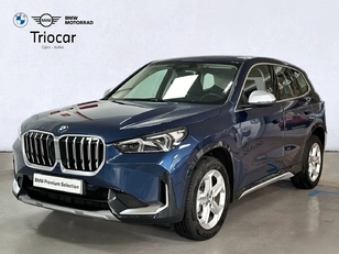 Fotos de BMW X1 sDrive18d color Azul. Año 2024. 110KW(150CV). Diésel. En concesionario Triocar Avilés (Bmw y Mini) de Asturias