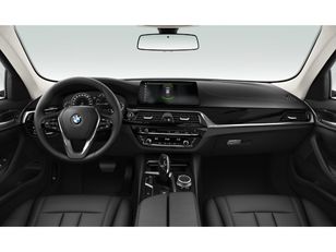 Fotos de BMW Serie 5 520d Touring color Blanco. Año 2020. 140KW(190CV). Diésel. En concesionario Móvil Begar Alicante de Alicante