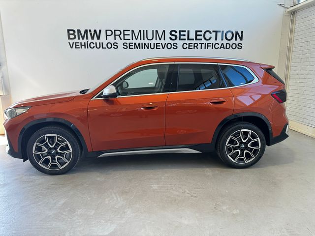 BMW X1 sDrive18d color Naranja. Año 2024. 110KW(150CV). Diésel. En concesionario Lurauto - Gipuzkoa de Guipuzcoa