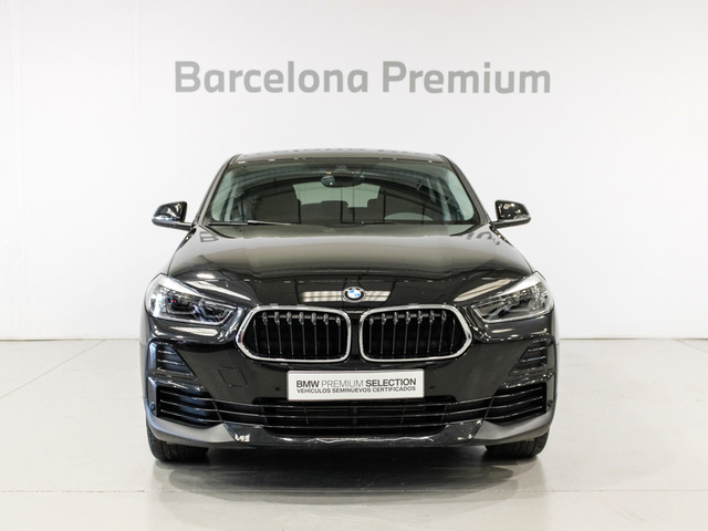 BMW X2 sDrive16d color Negro. Año 2023. 85KW(116CV). Diésel. En concesionario Barcelona Premium -- GRAN VIA de Barcelona