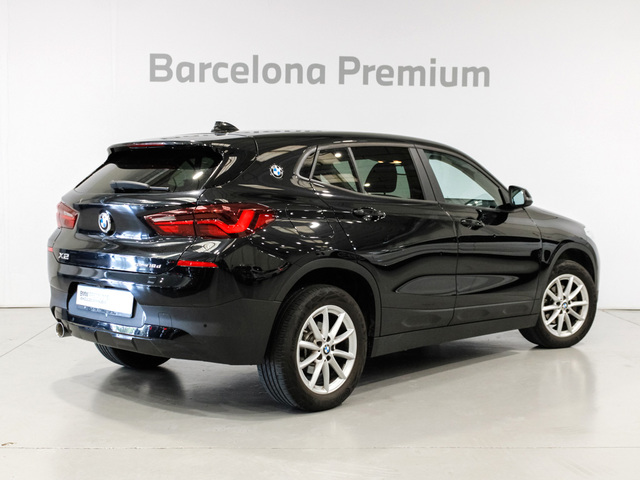 BMW X2 sDrive16d color Negro. Año 2023. 85KW(116CV). Diésel. En concesionario Barcelona Premium -- GRAN VIA de Barcelona