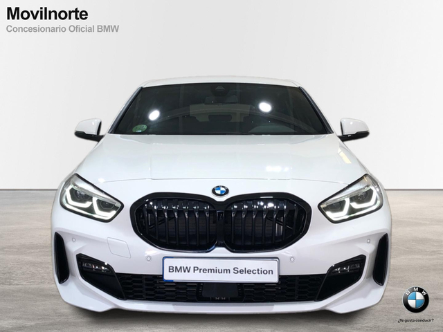 BMW Serie 1 118d color Blanco. Año 2023. 110KW(150CV). Diésel. En concesionario Movilnorte El Plantio de Madrid