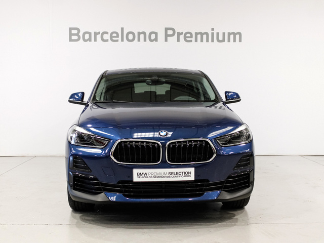 BMW X2 sDrive16d color Azul. Año 2023. 85KW(116CV). Diésel. En concesionario Barcelona Premium -- GRAN VIA de Barcelona