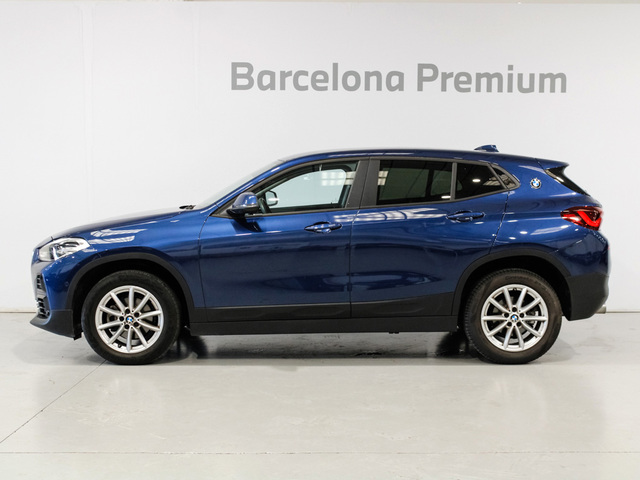 BMW X2 sDrive16d color Azul. Año 2023. 85KW(116CV). Diésel. En concesionario Barcelona Premium -- GRAN VIA de Barcelona