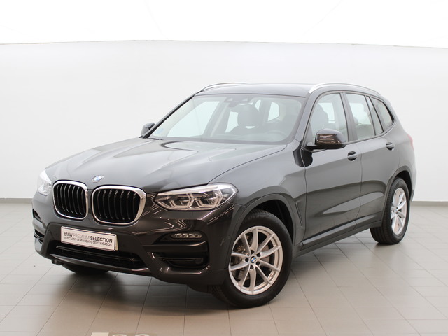 BMW X3 xDrive20d color Gris. Año 2021. 140KW(190CV). Diésel. En concesionario Augusta Aragon S.A. de Zaragoza