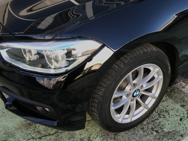 BMW Serie 1 116d color Negro. Año 2019. 85KW(116CV). Diésel. En concesionario Celtamotor Vigo  de Pontevedra